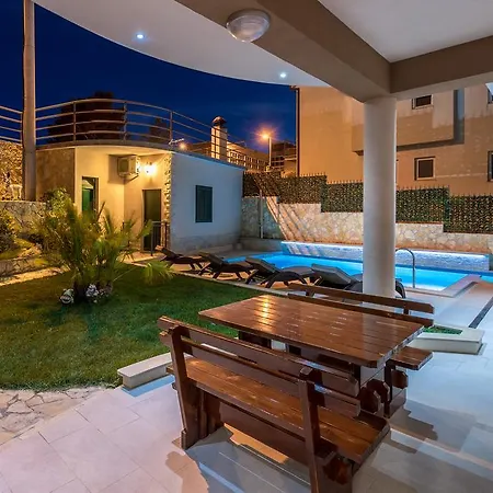 Hotel Stobrec *