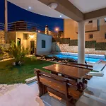 Hotel Stobrec *