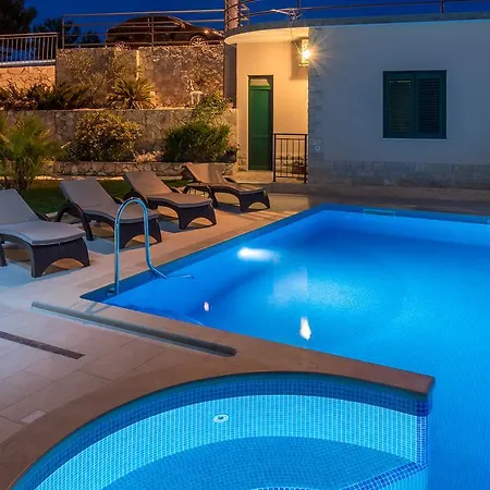 Stobrec Hotel *