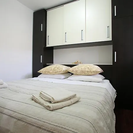 Apartments Stobrec