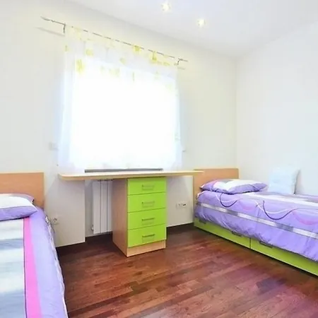 Apartment Apartments Stobrec Split