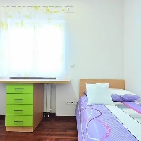 Apartments Stobrec