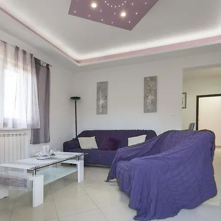 Apartments Stobrec