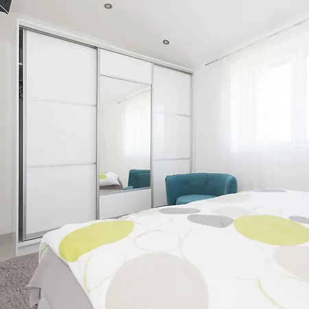 Apartment Apartments Stobrec *