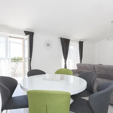 Apartment Apartments Stobrec