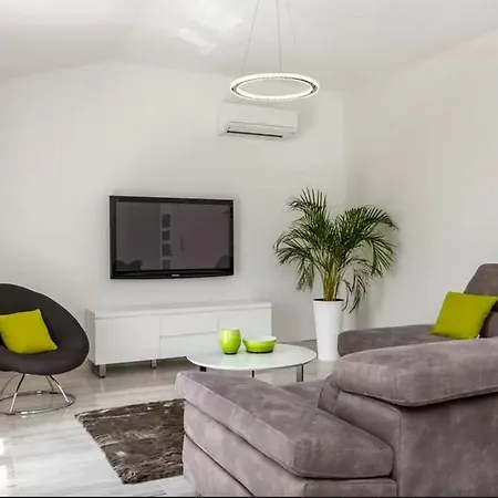 Apartment Apartments Stobrec
